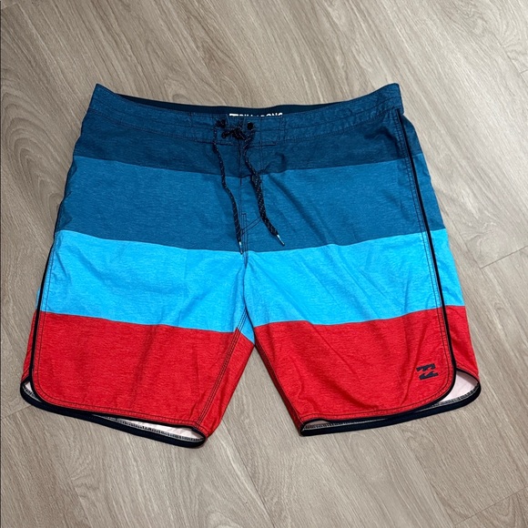2 -Billabong men's board shorts - Size 40 - Picture 10 of 14